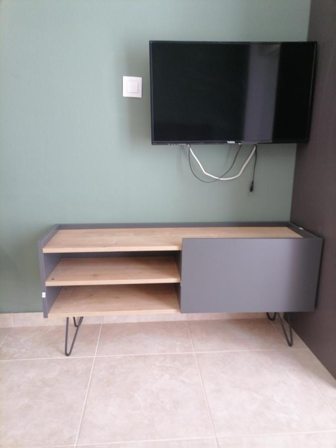 New-b Apartment